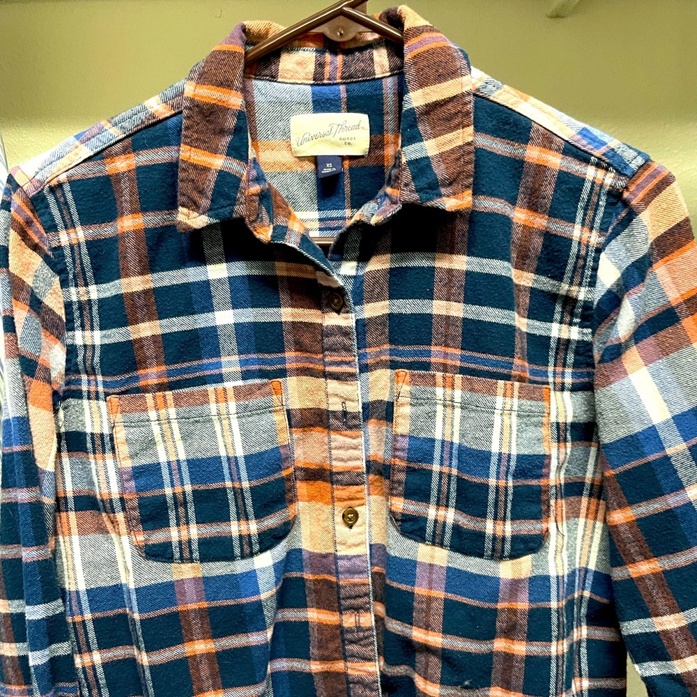 Universal thread flannel.